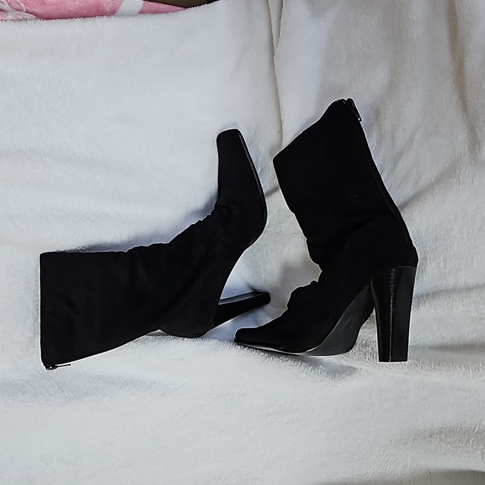 Bonita Black Suade boots